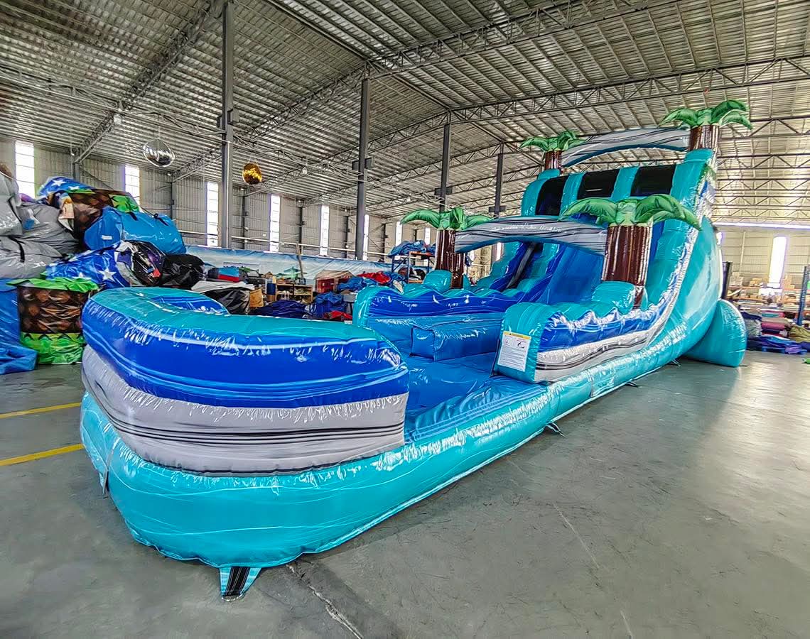 18 Foot Double Lane Cayman Crush Cayman Crush Waterslide